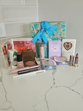 Assorted Women Makeup Gift Set